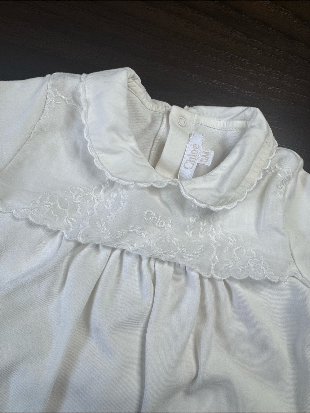 Chloé Baby White Embroidered Collar Footie One Piece Outfit 6 Month